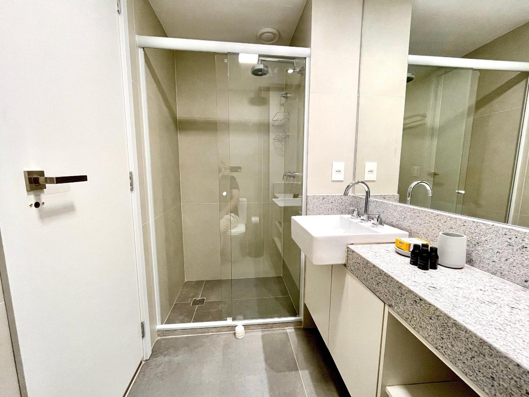 Apartamento Leblon - Moderno Com Piscina E Academia. *