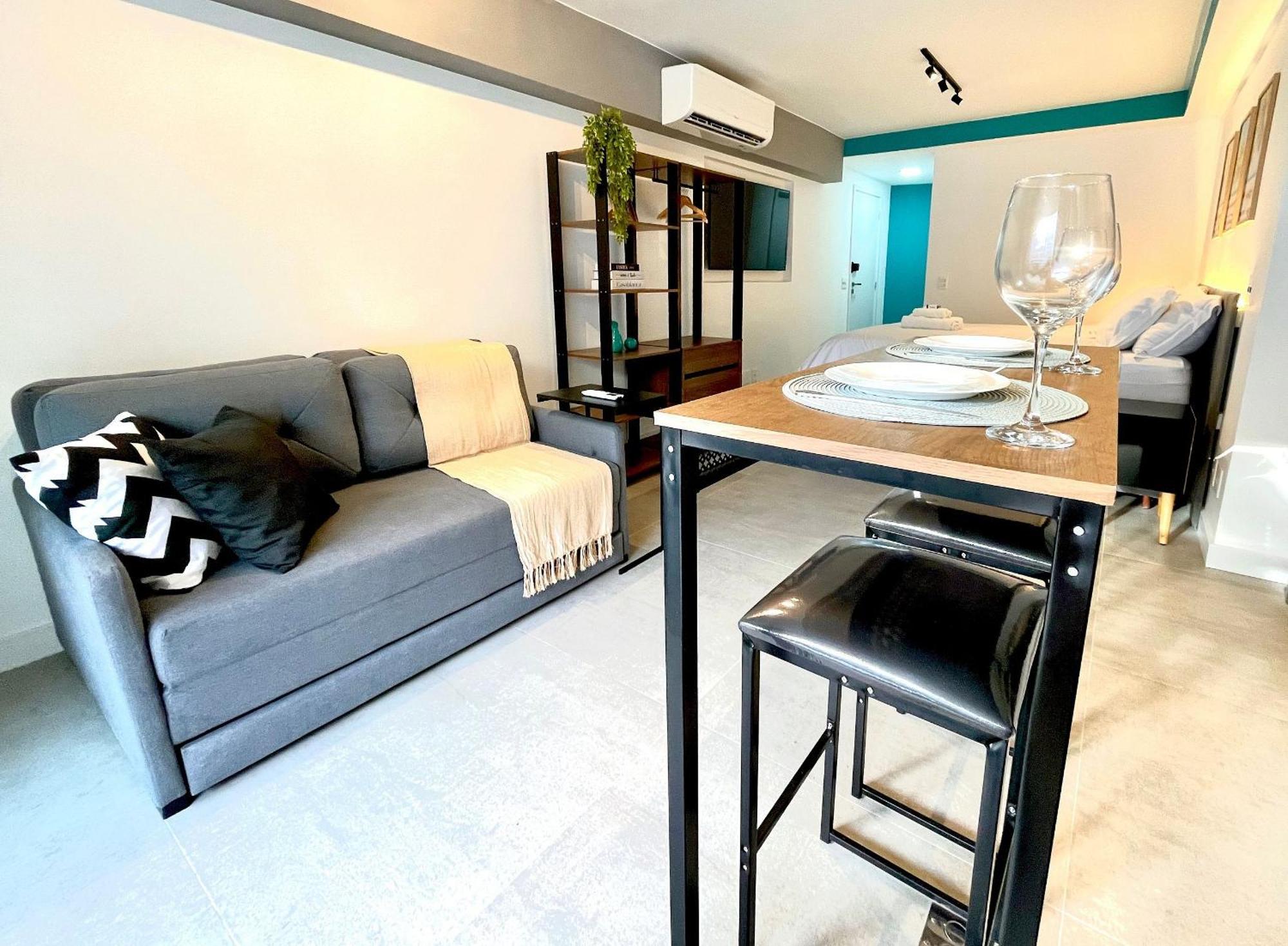 Leblon - Moderno Com Piscina E Academia. Apartamento *